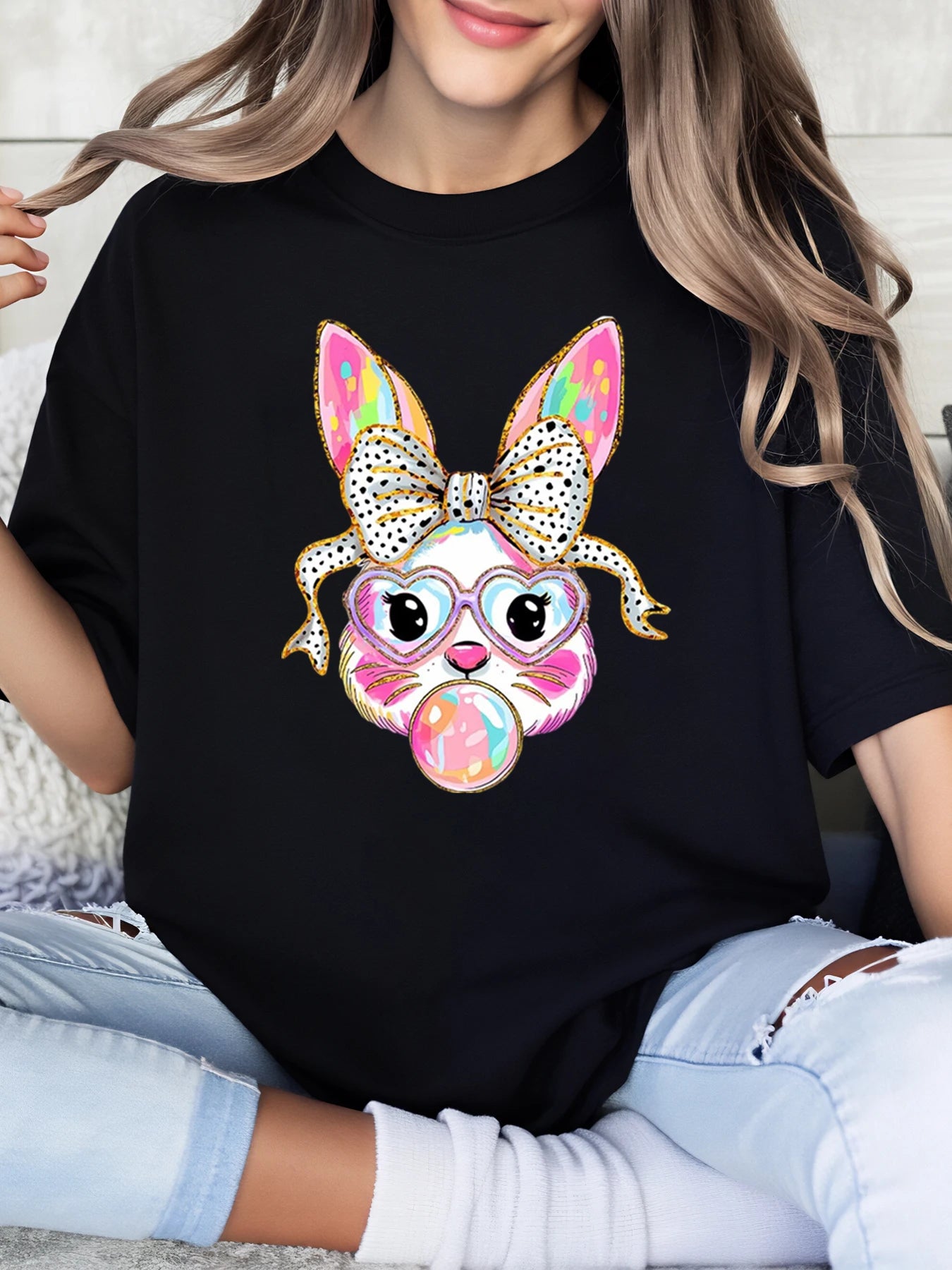 Easter Bunny with Bow and Bubblegum Print Easter T-Shirt Women Casual Wear Black Plus-Size